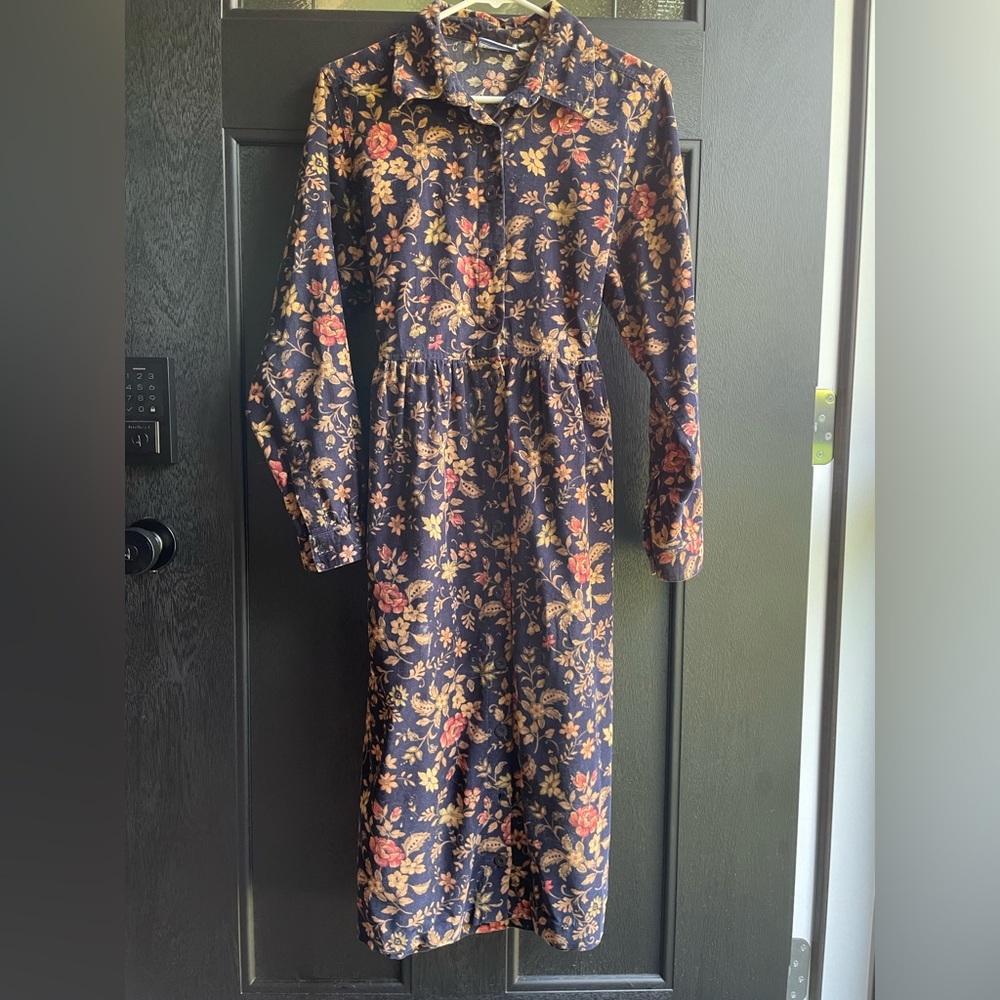Erika & Co Vintage Maxi Dress